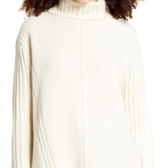 All in Favor Sweaters - All in Favor | Women's Ivory White Turtleneck Metallic Rib Stretch Sweater Small